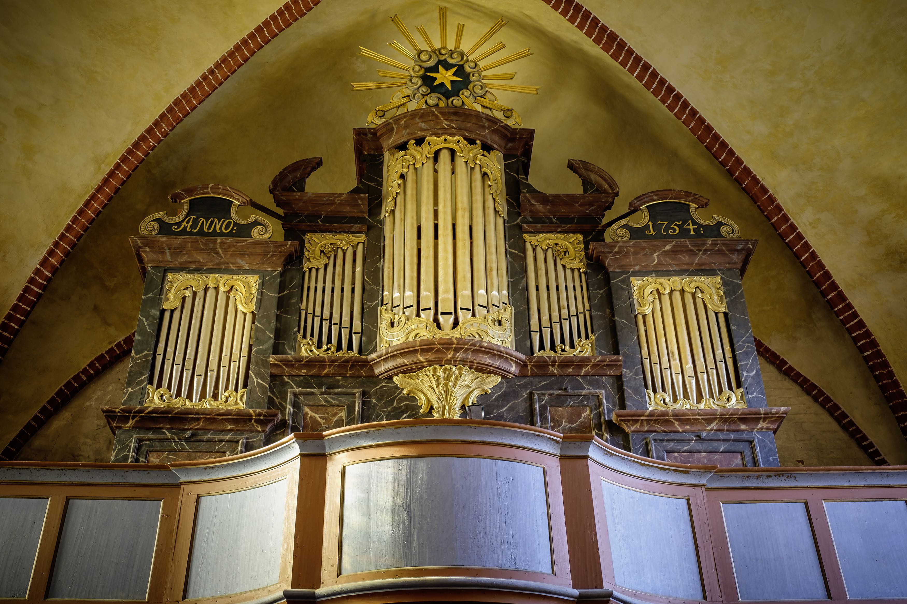 Orgel von Paul Schmidt, 1755 in der Dorfkirche Dresveskirchen, Foto: Heiko Preller